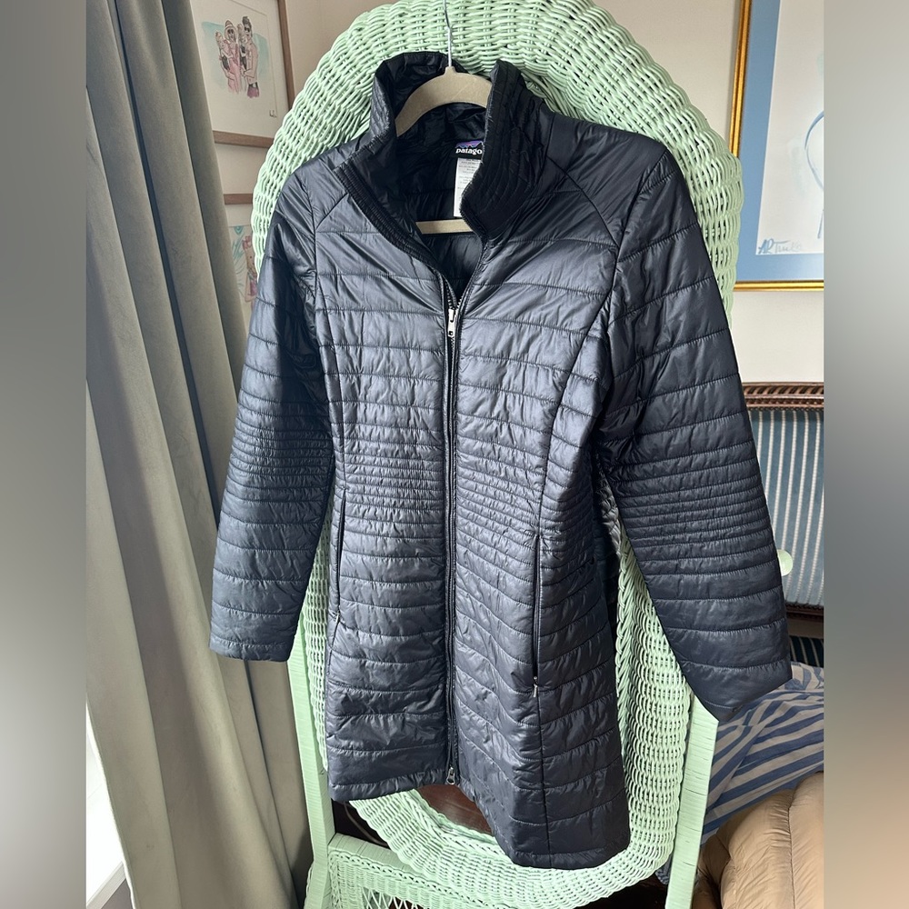 Patagonia long thin puffer